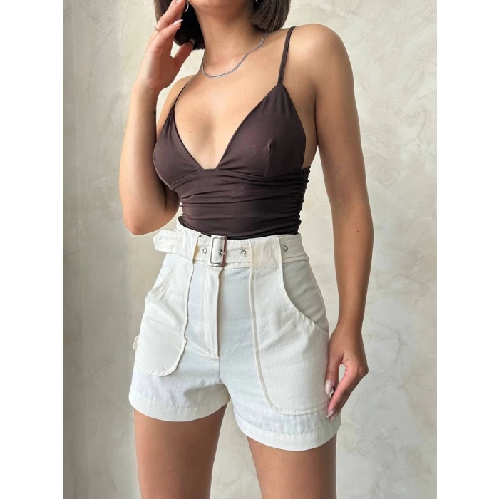 Kemer Detaylı Gabardin Şort Krem