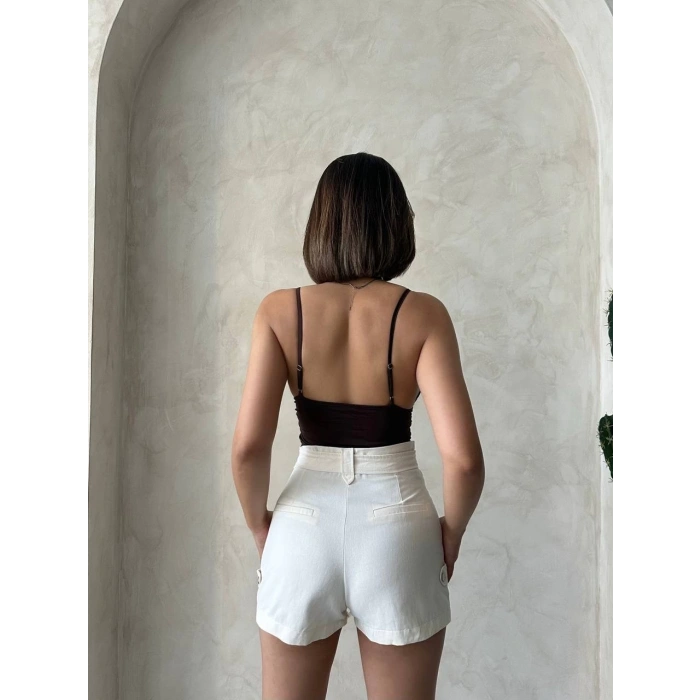 Kemer Detaylı Gabardin Şort Krem